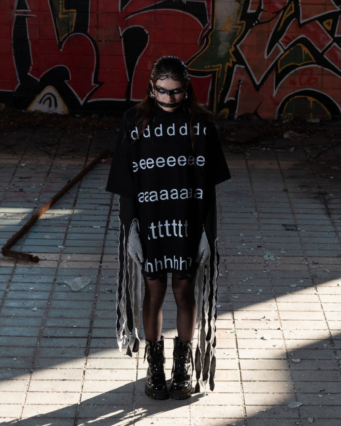 “Playful Death” T-Shirt in black